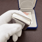 Zippo No.15 2001 sterling silver Regular lighter case detail