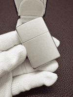 Zippo No.15 2001 sterling silver Regular lighter detail