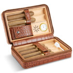 CigarLoong CH-043 brown leather travel humidor dimensions and 6-cigar capacity