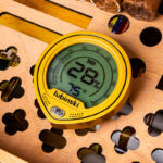 LUBINSKI YJA-13037 LCD hygrometer display detail